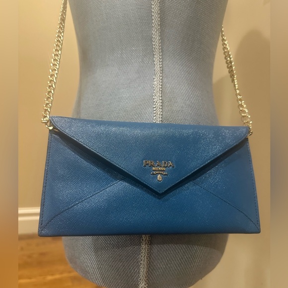 COPY - Prada Vitello Grain Blue Envelope Wallet w/unbranded Chain - Picture 2 of 14
